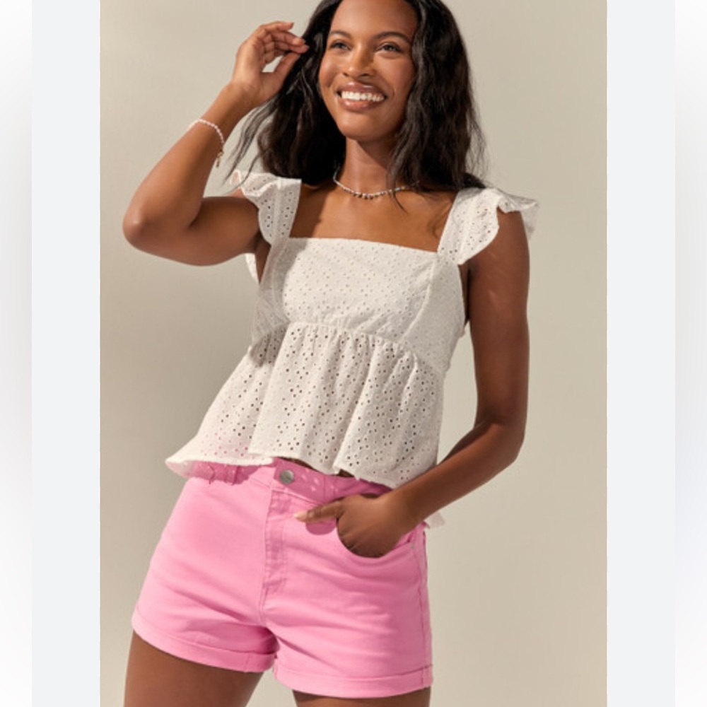 Jacquie the label 🤍🤍 Ruffle White Eyelet Top
